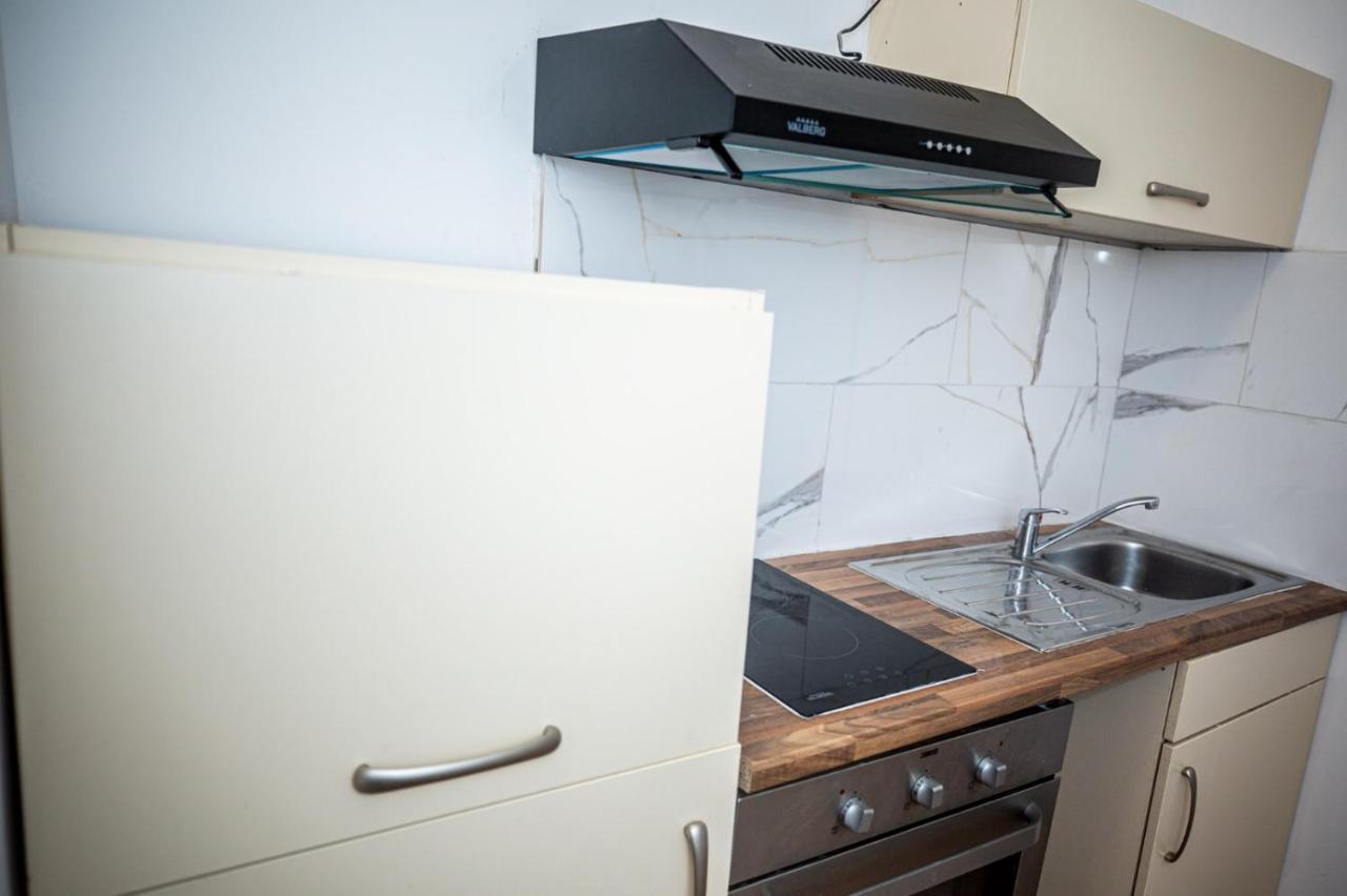 Agréable chambre sur liège avc parking et wifi gratuit Extérieur photo